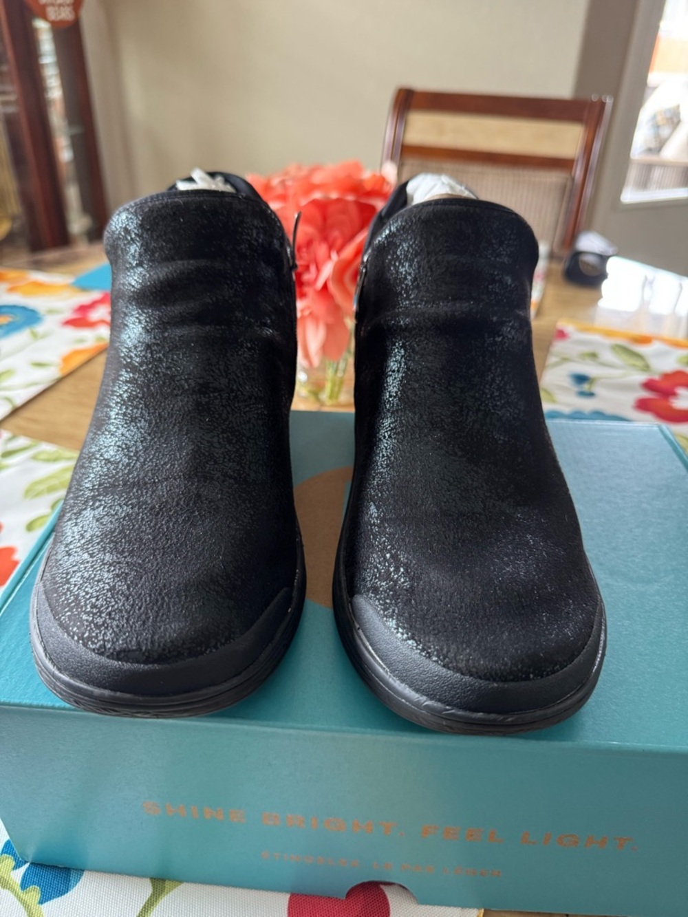 Bzees Black Shimmery Slip-On Ankle Booties 10 M EUC